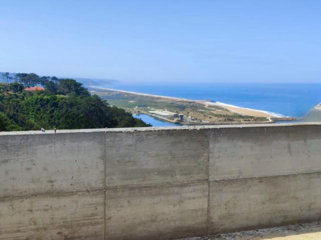 Apartamento T3 novo, com vista sobre a Nazaré e o Oceano 109m² Nazaré