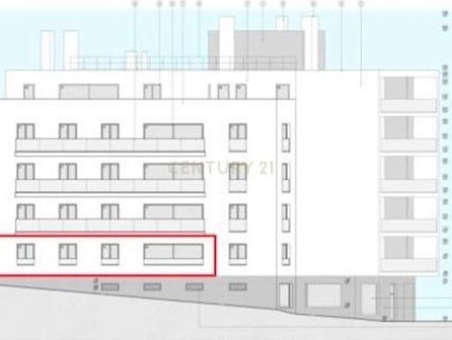 Apartamento T3 Novo, com arrecadação e varanda vista rio, 1a linha junto ao Rio