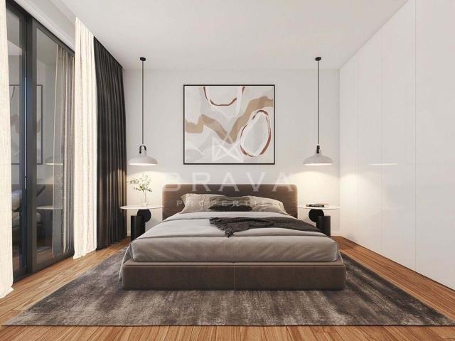 Apartamento T3 novo com garagem no centro de Almancil