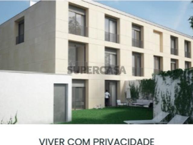 Apartamento T3 novo com piscina Nevogilde