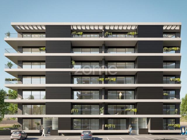 Apartamento T3 Novo de Gaveto com Varanda Generosa e Garagem Braga