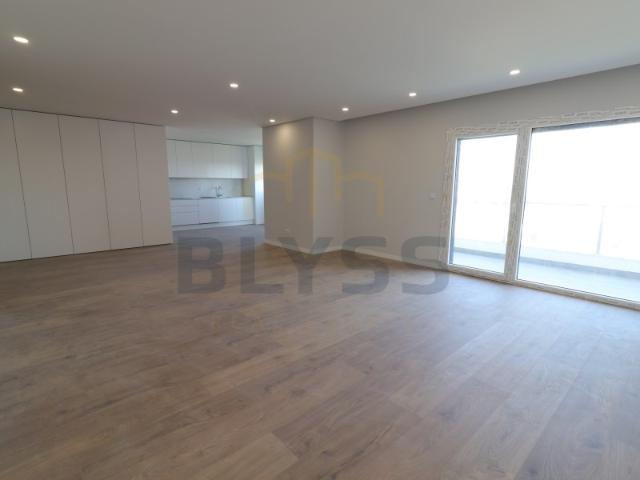 Apartamento T3 NOVO, em Alverca do Ribatejo