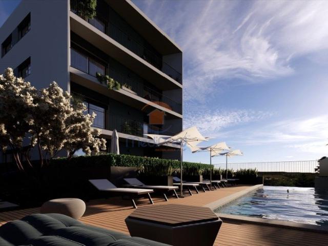 Apartamento T3 NOVO em condomnio privado | Loures