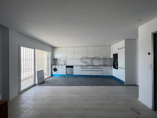 Apartamento T3 Novo em Construção em Santa Marta do Pinhal 86m² Corroios
