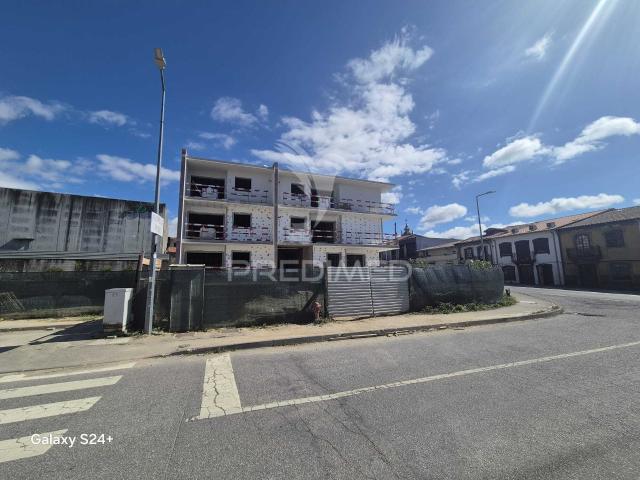 Apartamento T3 Novo – Frossos Braga