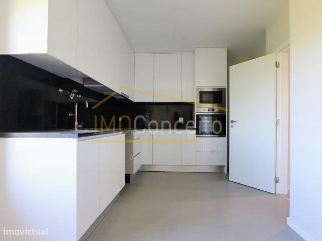 Apartamento T3 | Garagem Excelente Localizao