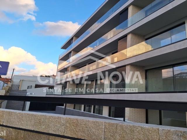 Apartamento T3 Novo Pronto Habitar varanda Arrumo Garagem VL8 V N Gaia