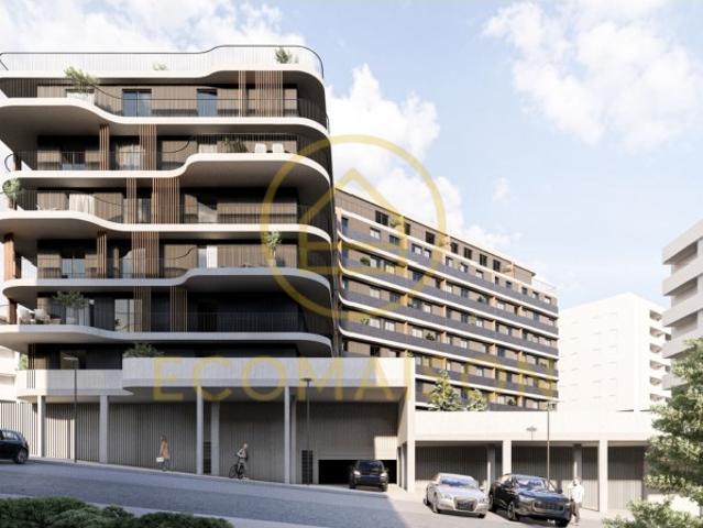 Apartamento T3 Oliveira do Douro, V. N. de Gaia