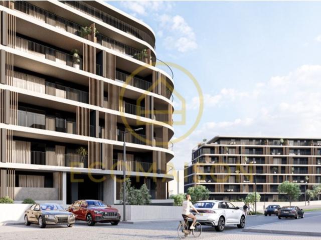 Apartamento T3 Oliveira do Douro, V. N. de Gaia