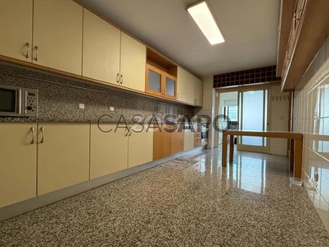 Apartamento T3 para alugar em Vila Nova de Gaia