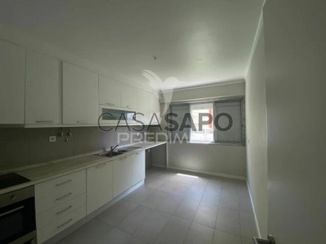 Apartamento T3 para alugar em Alenquer