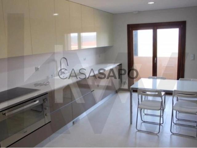 Apartamento T3 para alugar em Loures