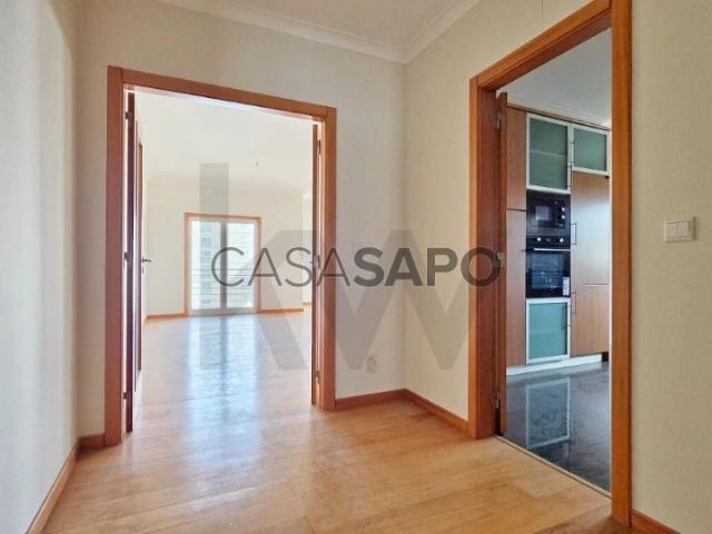 Apartamento T3 para alugar em Oeiras