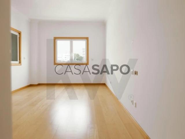Apartamento T3 para alugar em Oeiras