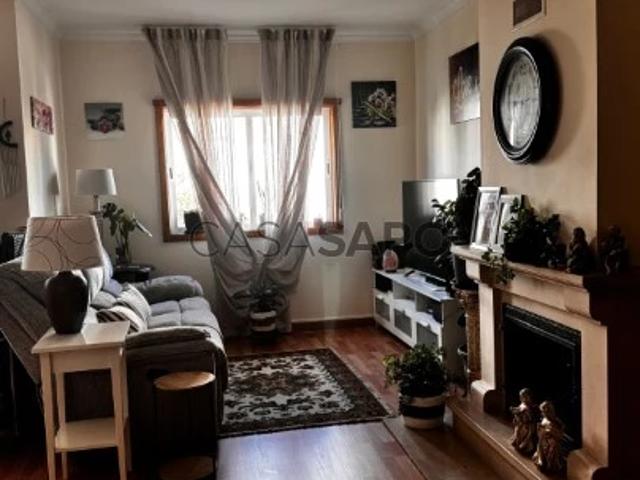 Apartamento T3 para alugar na Amadora