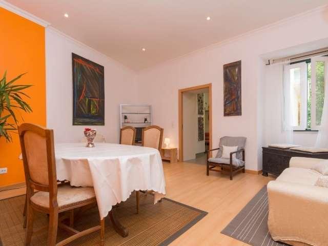 Apartamento T3 para alugar na Mouraria, Lisboa