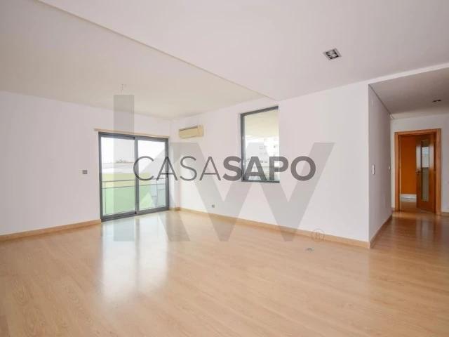 Apartamento T3 para alugar no Seixal