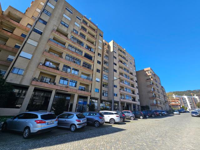 Apartamento T3 para arrendamento
