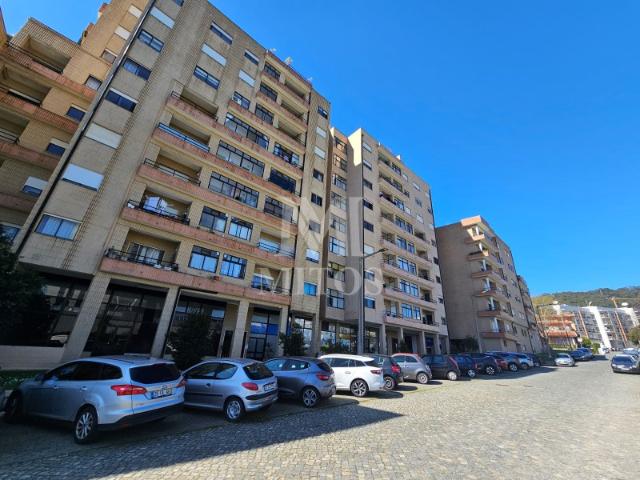 Apartamento T3 para arrendamento