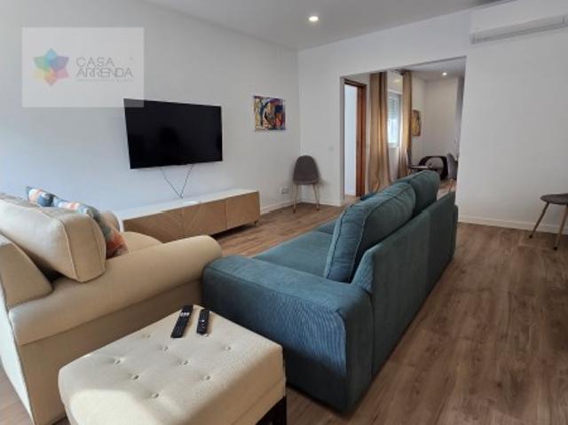 Apartamento T3 para Arrendamento de Longa Duração em Tavira