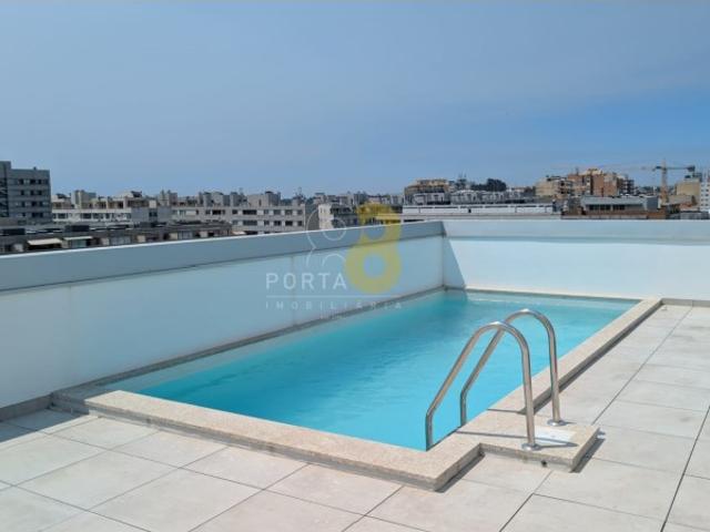 Apartamento T3 para arrendamento em empreendimento recente com piscina e terraço comum com vistas de mar