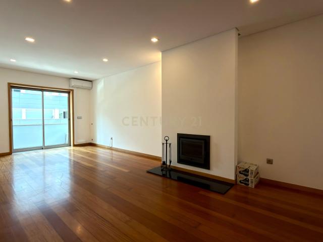 Apartamento T3 para Arrendamento | São Vicente, Braga