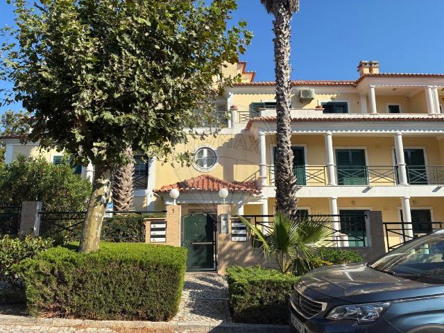 Apartamento T3 para arrendar em Sintra