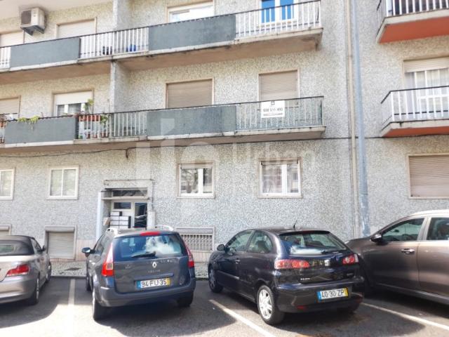 Apartamento T3 para venda em Linda a Velha