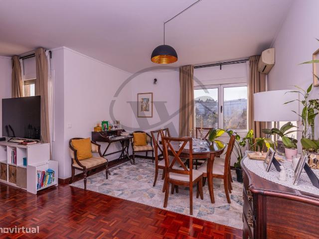 Apartamento T3 para venda nas Avenidas Novas
