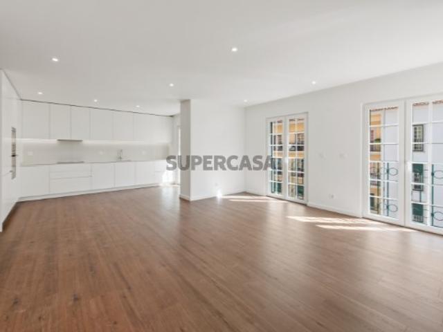 Apartamento T3 para venda no ’Neudel’ Alto da Damaia