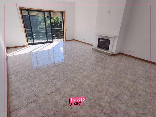 Apartamento T3, Pedroso e Seixezelo, Vila Nova de Gaia | BPI Expresso Imobiliário