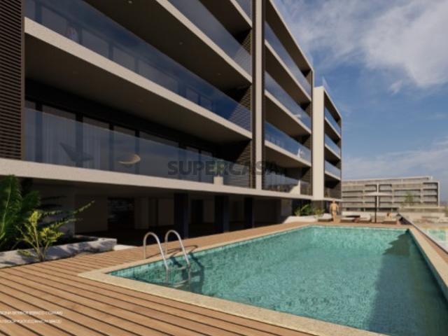 Apartamento T3 | Piscina | Ginásio | 2 Lugares de Garagem em BOX