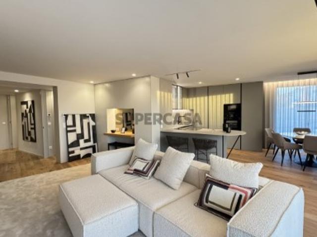 Apartamento T3 pronto a escriturar | Terraços amplos | A 300 m da praia | Garagem | Brito Living para comprar em São Félix da Marinha Portugal fr AB