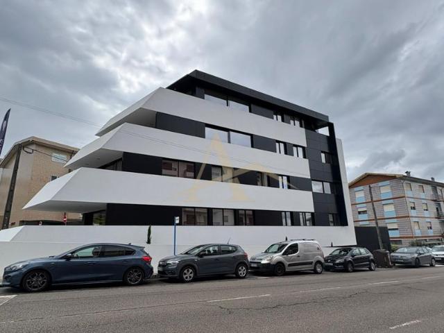 Apartamento T3 Premium com Varanda de 48 m²