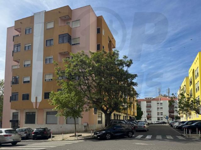Apartamento T3 Prior Velho 375.000€