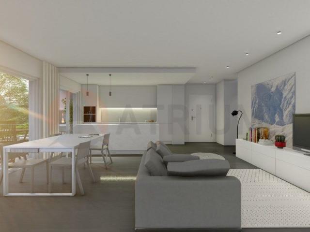 Apartamento T3 Quinta da Amizade, com terrao e garagem
