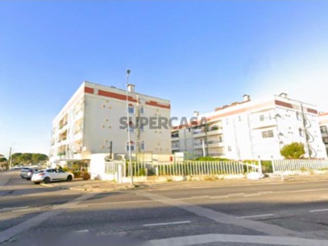 Apartamento T3 R/C á venda em Alcacér Do Sal