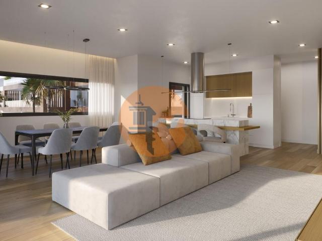 Apartamento T3, r/c, em empreendimento de luxo com piscinas. 154m² Tavira Santiago