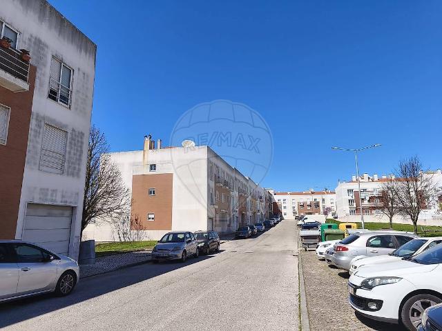 Apartamento T3, Ramada e Caneças, Odivelas | BPI Expresso Imobiliário