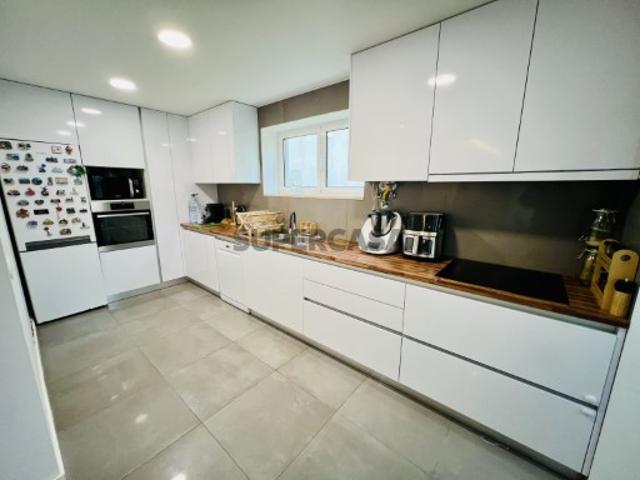 Apartamento T3 no centro de Leiria