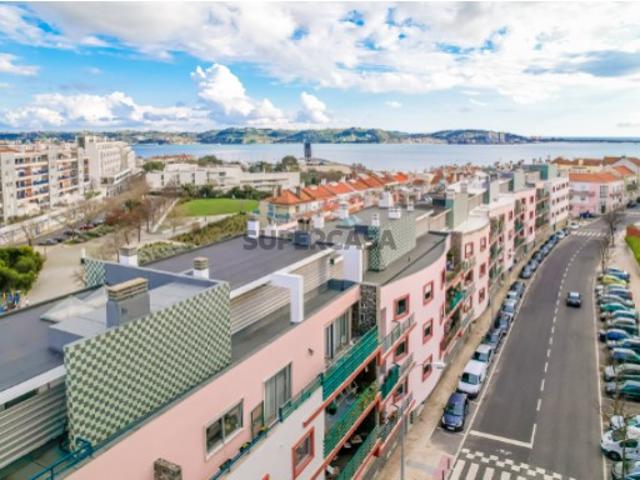 Apartamento T3 Remodelado Alto de Santa Catarina