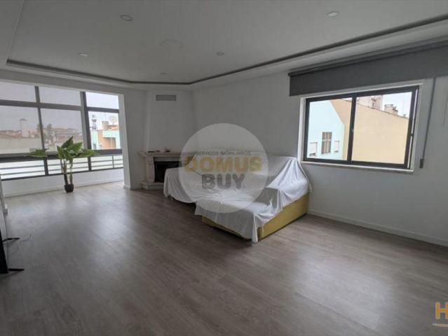 APARTAMENTO T3 REMODELADO COM 115M² AREA UTIL PAIO PIRES | 26084095294