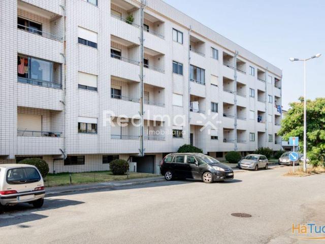 Apartamento T3 Remodelado em Nogueira | 26083355572