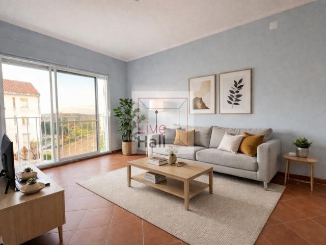 Apartamento T3 Remodelado, em Agualva/ Cacém