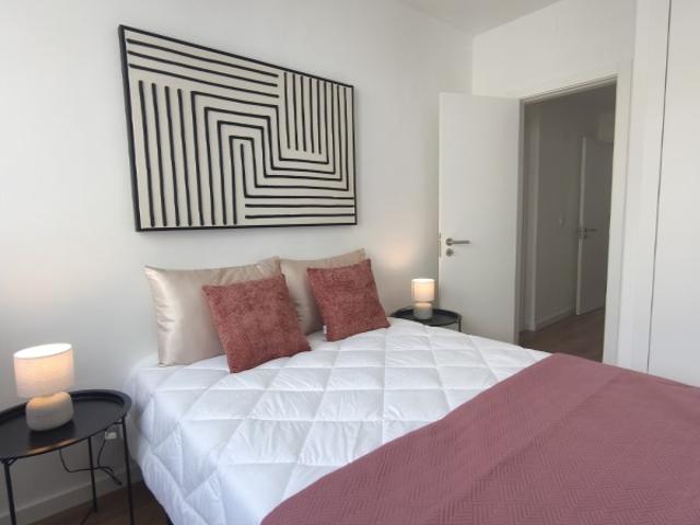 Apartamento T3 Remodelado em Benfica