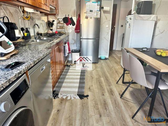 Apartamento T3 remodelado em coimbra | 26084073686