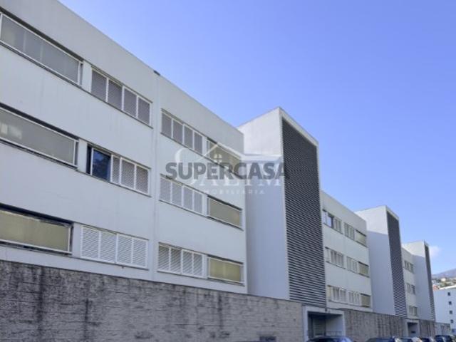 Apartamento T3 Remodelado em Santo António, Funchal