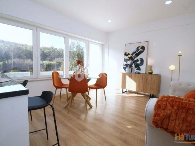 Apartamento T3 remodelado, equipado, na Rua Carolina Michaelis de Vasconcelos, Benfica | 26064069928