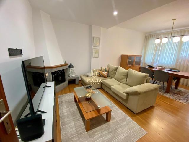 Apartamento T3 Renovado na Rua do Caires em Braga