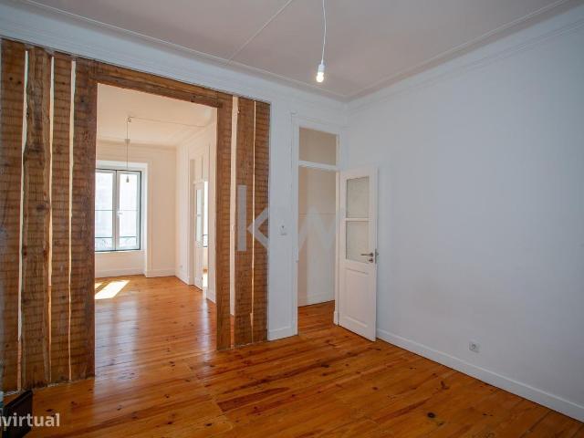 Apartamento T3 Renovado na Rua da Boavista So Paulo, Lisboa